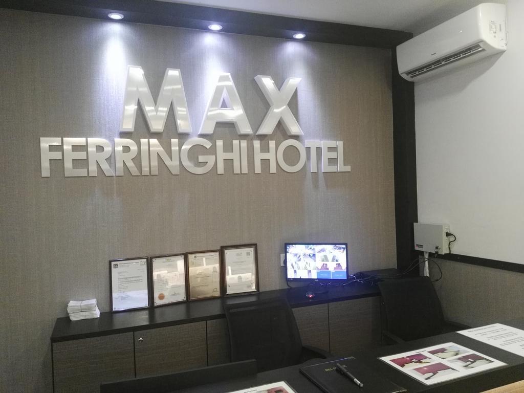 Max Ferringhi Hotel Batu Ferringhi Exterior photo