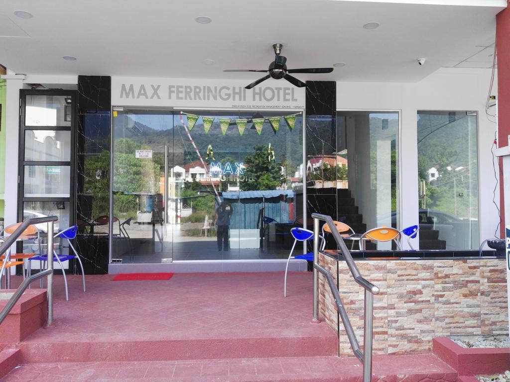Max Ferringhi Hotel Batu Ferringhi Exterior photo